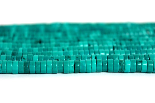 画像3: 【割引対象追加商品】【売切50%OFF（表示価格が割引後の金額）】連　ターコイズ　ボタン　3×5mm　品番： 9270 (3)