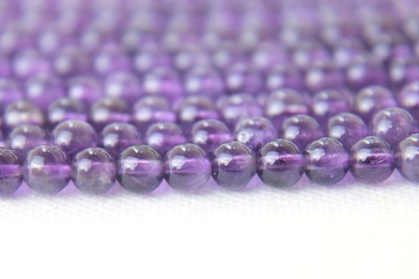 画像2: 連 アメジスト  丸  4mm    品番: 5697 (2)
