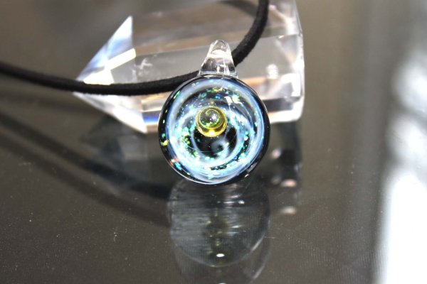 画像3: 宇宙を閉じ込めたガラスのペンダントトップ D  品番: 7608 (3)