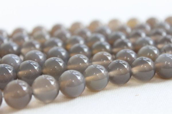 画像3: 【売切50%OFF(表示価格が割引後の金額)】連 グレーカルセドニー  丸 12mm    ※割引クーポン・ポイント付与対象外 品番: 4128 (3)
