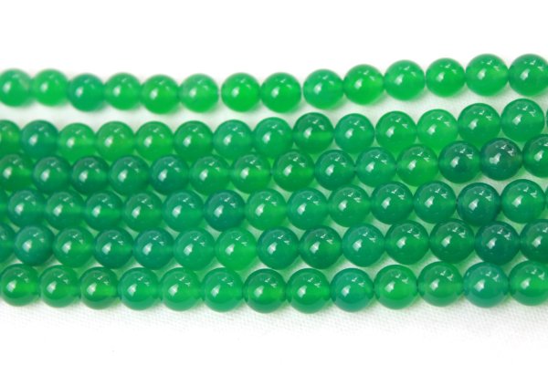 画像2: 【売切50%OFF(表示価格が割引後の金額)】連 グリーンアゲート(草緑)  丸  8mm    ※割引クーポン・ポイント付与対象外 品番: 8173 (2)